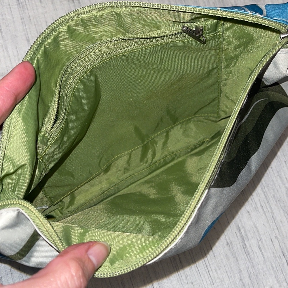 JujuBe wristlet floral pattern retired. always used in a beach bag ~ clean - Picture 4 of 8